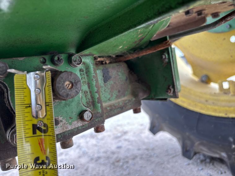 image for item FG0207 John Deere 970 tractor