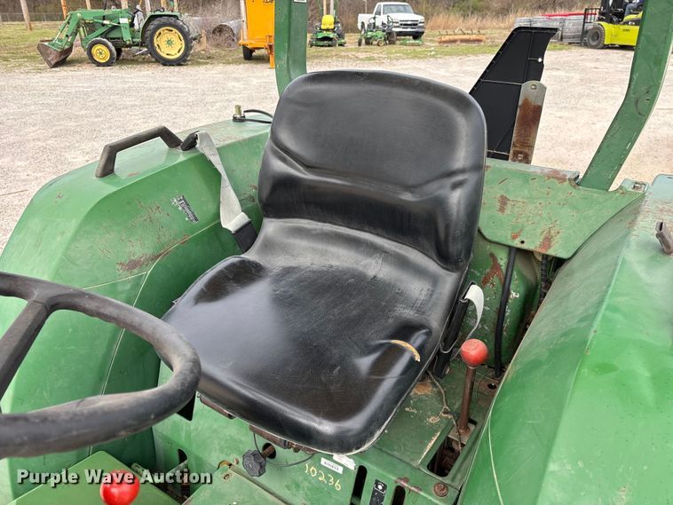image for item FG0207 John Deere 970 tractor