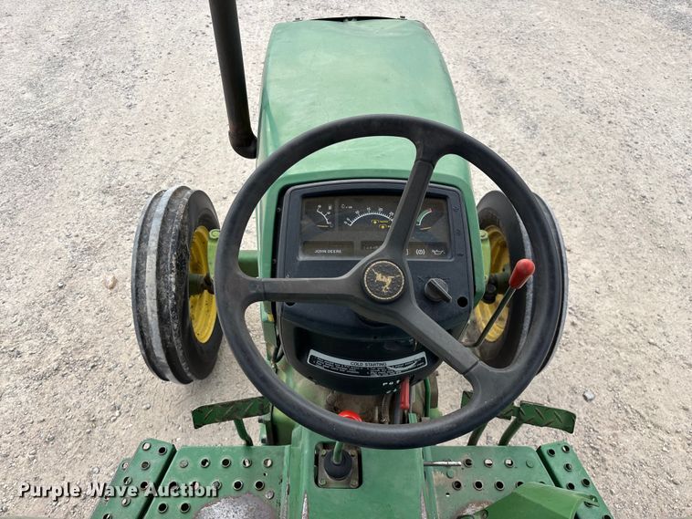 image for item FG0207 John Deere 970 tractor