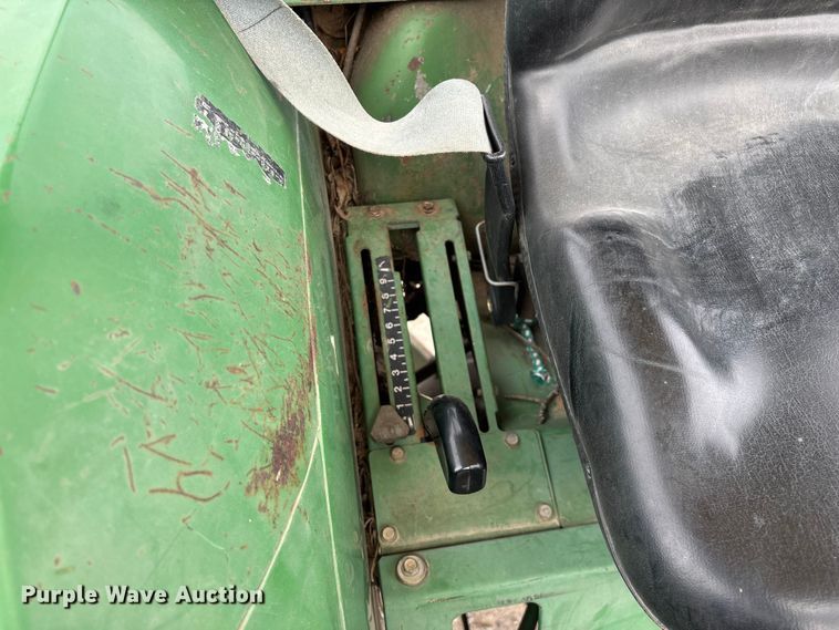 image for item FG0207 John Deere 970 tractor