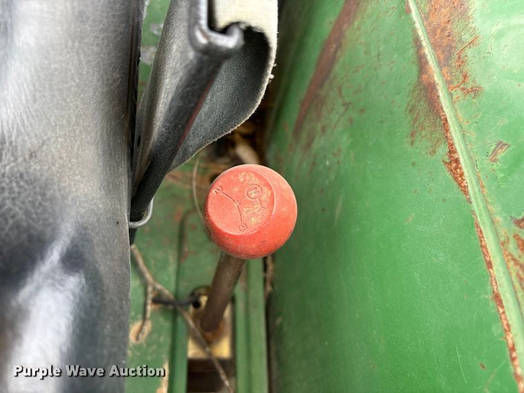 image for item FG0207 John Deere 970 tractor