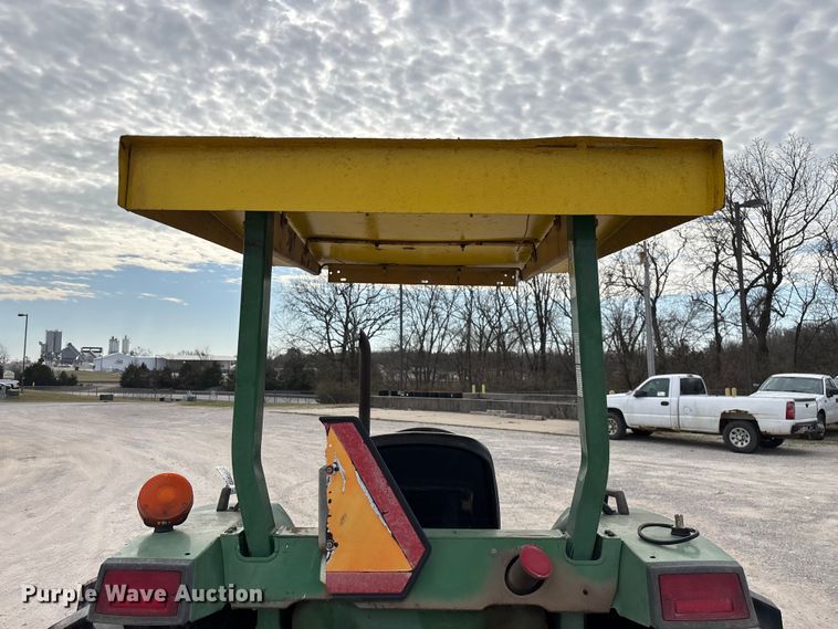 image for item FG0207 John Deere 970 tractor