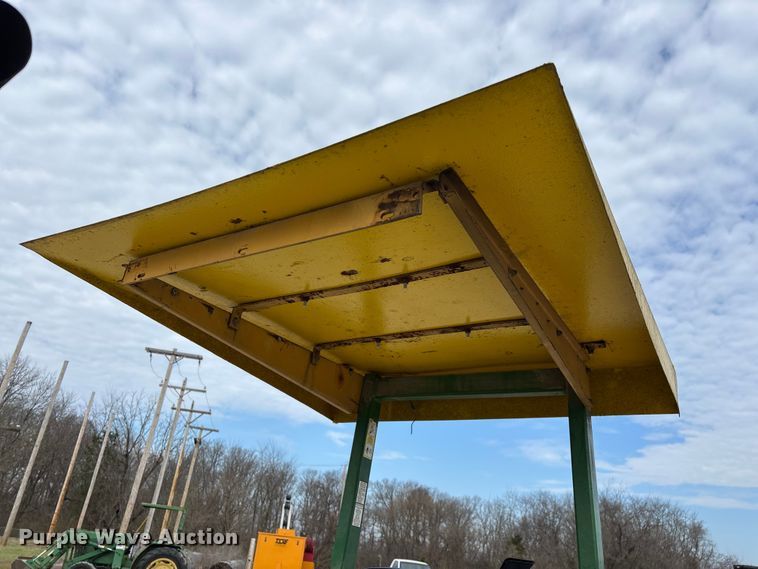 image for item FG0207 John Deere 970 tractor