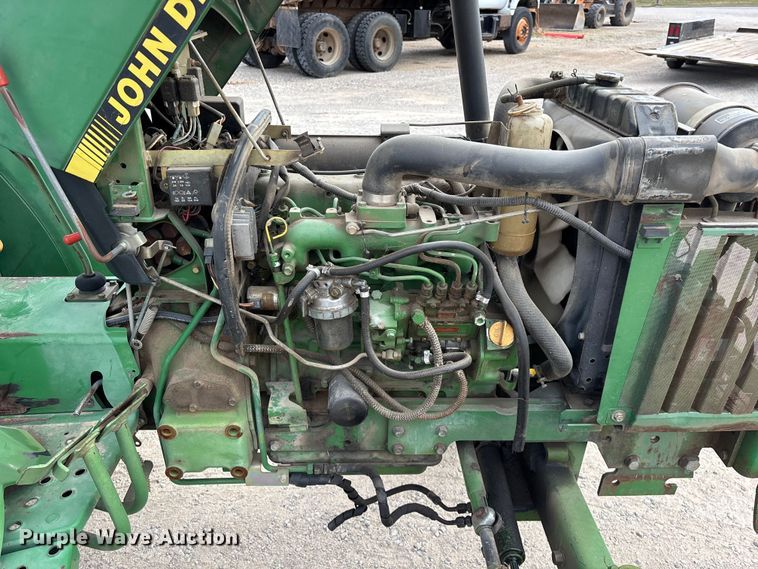 image for item FG0207 John Deere 970 tractor