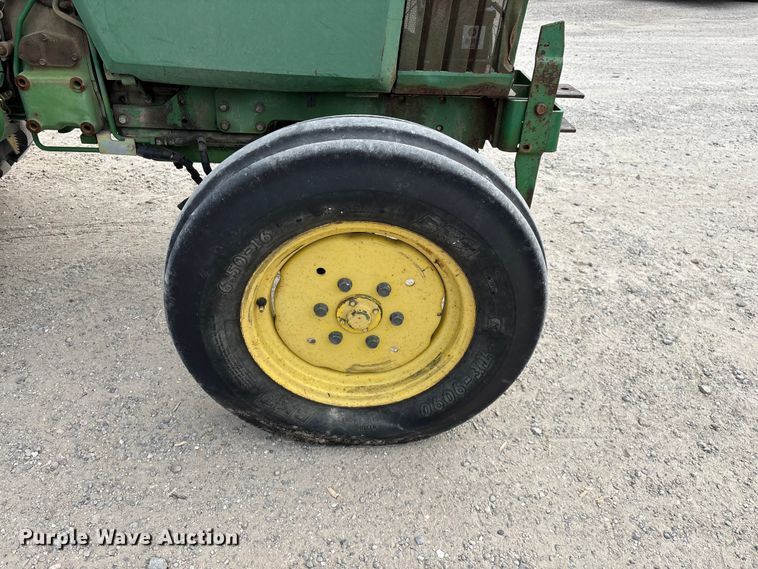 image for item FG0207 John Deere 970 tractor