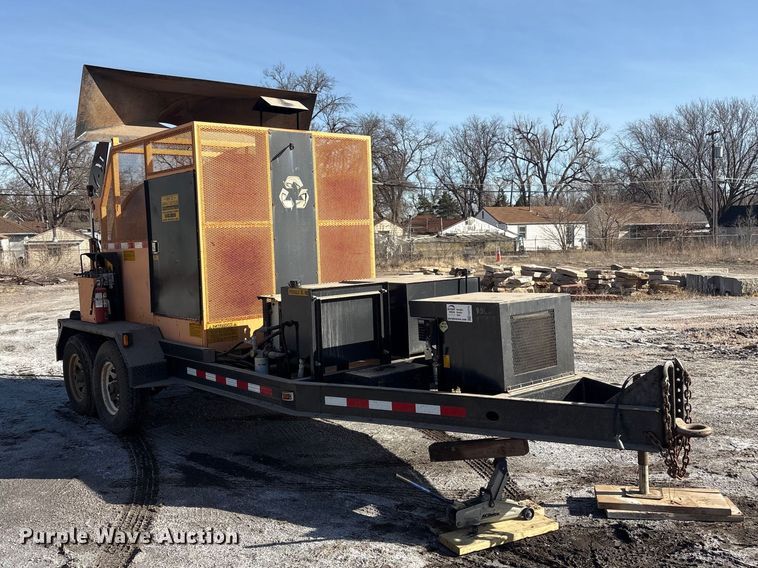 image for item FG2773 KM International 1009178T2 asphalt recycler