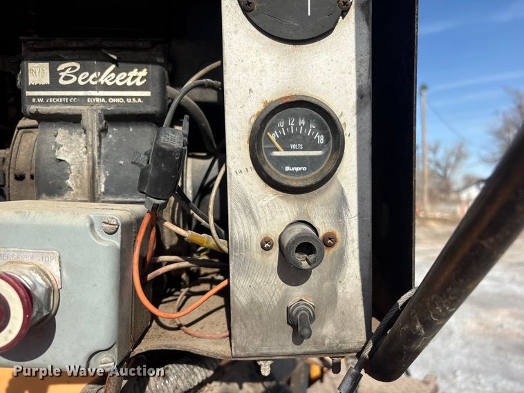 image for item FG2773 KM International 1009178T2 asphalt recycler