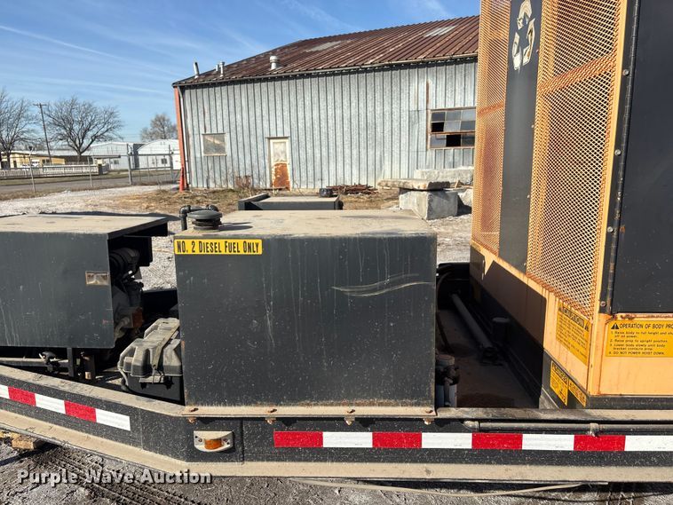 image for item FG2773 KM International 1009178T2 asphalt recycler