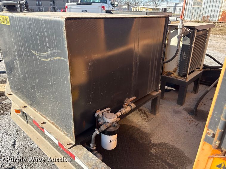 image for item FG2773 KM International 1009178T2 asphalt recycler