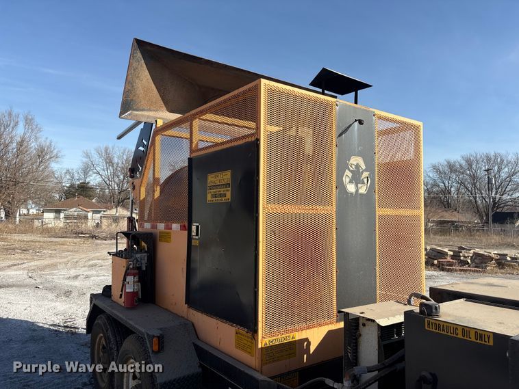 image for item FG2773 KM International 1009178T2 asphalt recycler