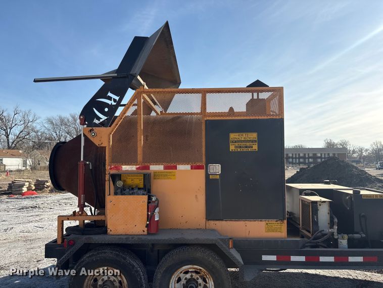 image for item FG2773 KM International 1009178T2 asphalt recycler