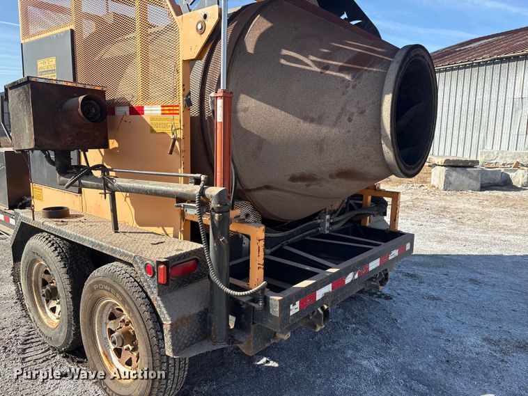 image for item FG2773 KM International 1009178T2 asphalt recycler