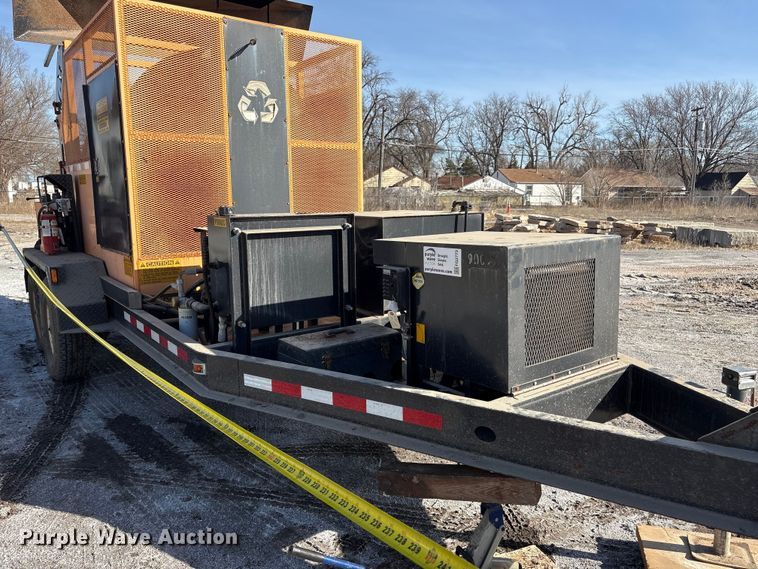 image for item FG2773 KM International 1009178T2 asphalt recycler