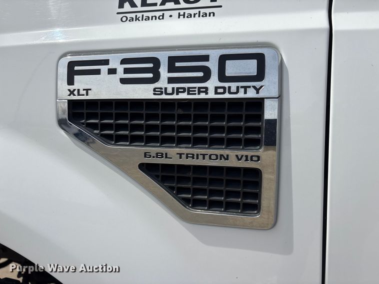 image for item FG2775 2010 Ford F350 Super Duty Ext. Cab utility bed pickup truck