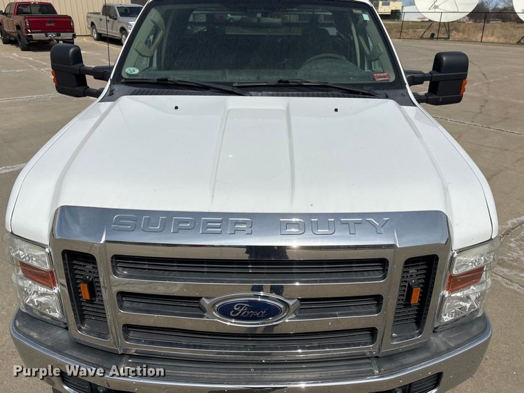 image for item FG2775 2010 Ford F350 Super Duty Ext. Cab utility bed pickup truck