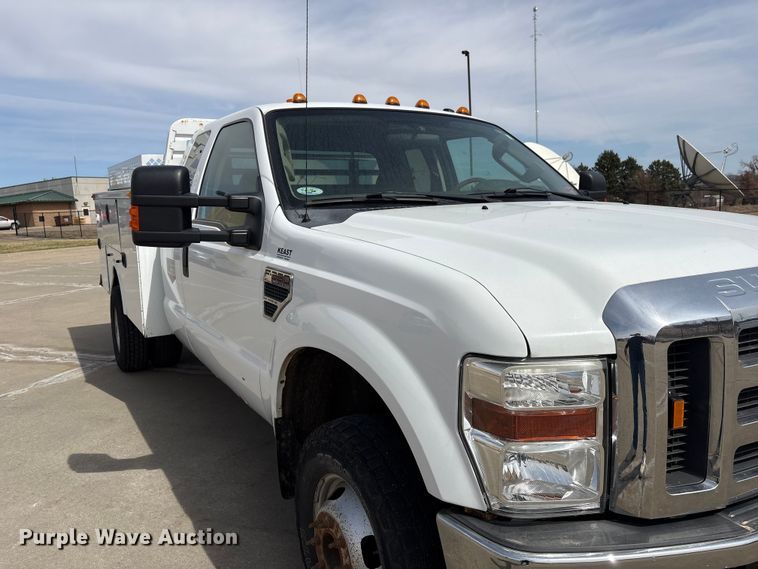 image for item FG2775 2010 Ford F350 Super Duty Ext. Cab utility bed pickup truck