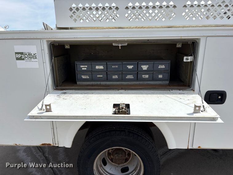 image for item FG2775 2010 Ford F350 Super Duty Ext. Cab utility bed pickup truck