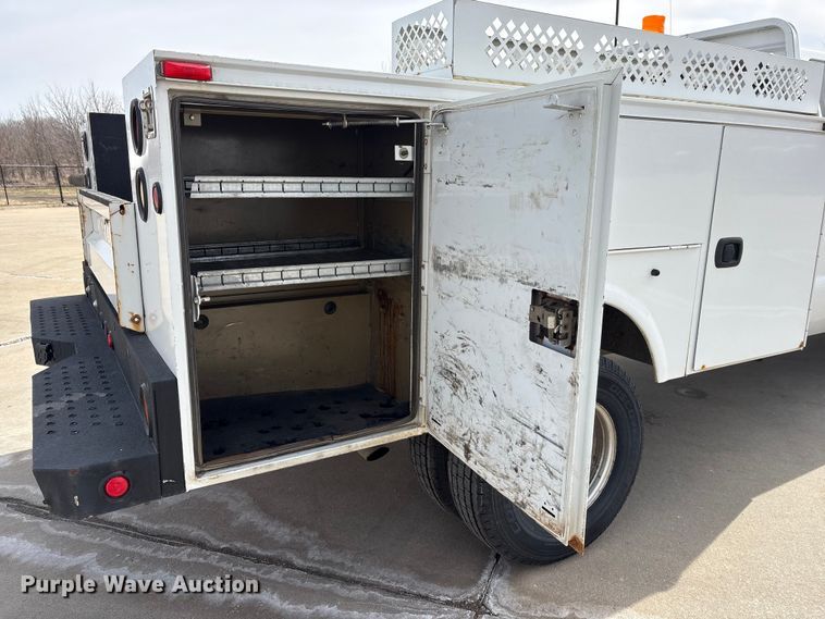 image for item FG2775 2010 Ford F350 Super Duty Ext. Cab utility bed pickup truck