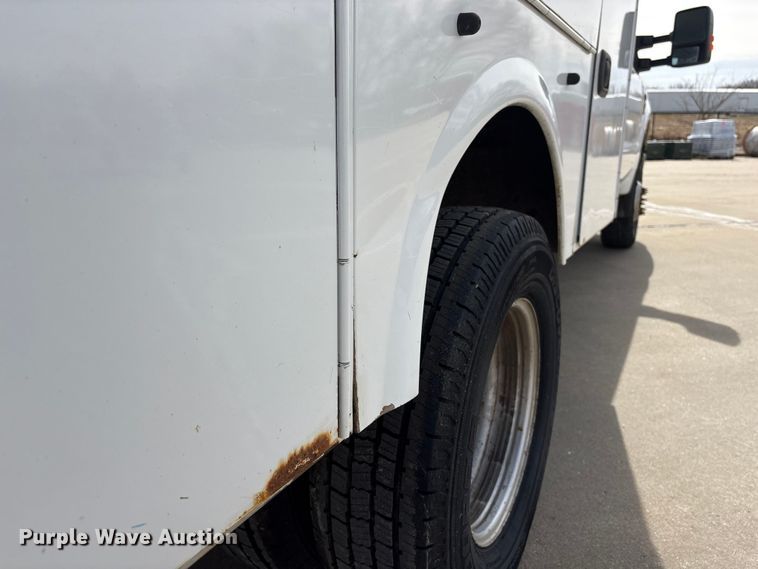 image for item FG2775 2010 Ford F350 Super Duty Ext. Cab utility bed pickup truck