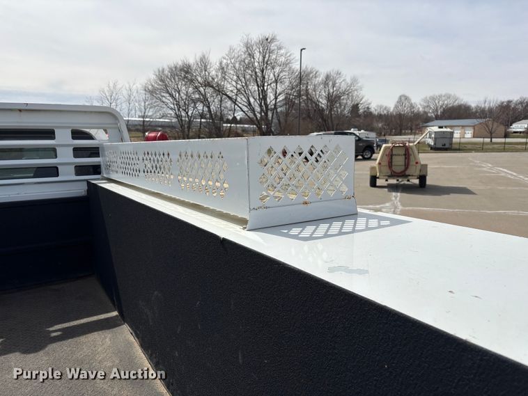 image for item FG2775 2010 Ford F350 Super Duty Ext. Cab utility bed pickup truck