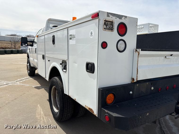 image for item FG2775 2010 Ford F350 Super Duty Ext. Cab utility bed pickup truck