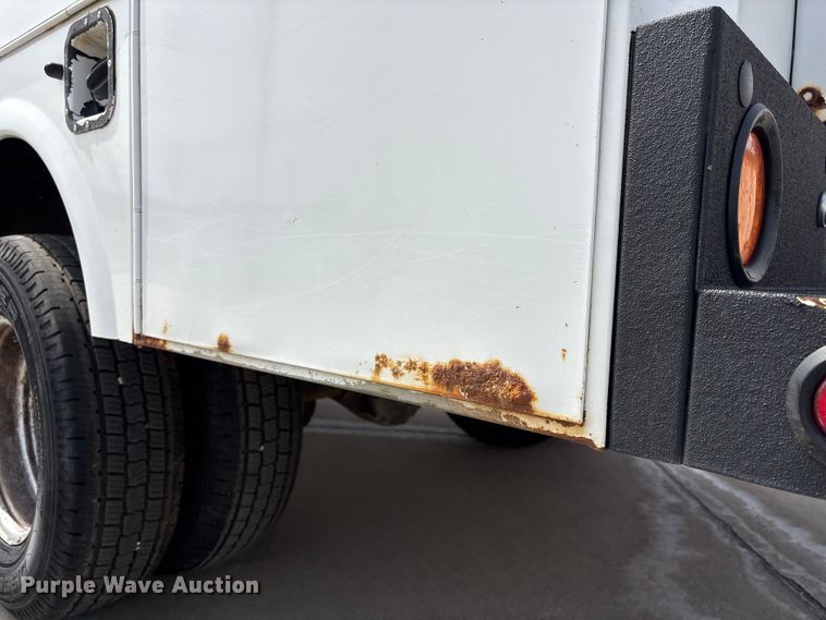 image for item FG2775 2010 Ford F350 Super Duty Ext. Cab utility bed pickup truck