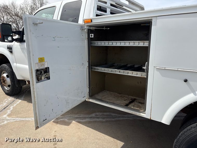 image for item FG2775 2010 Ford F350 Super Duty Ext. Cab utility bed pickup truck