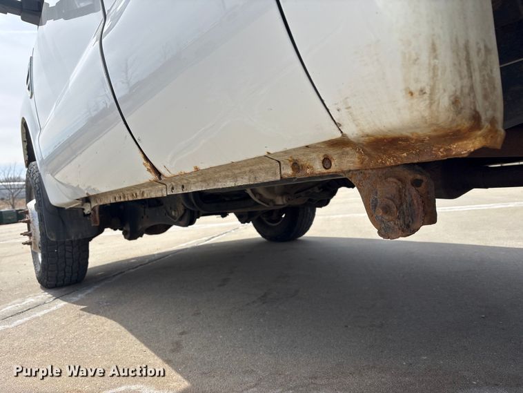 image for item FG2775 2010 Ford F350 Super Duty Ext. Cab utility bed pickup truck