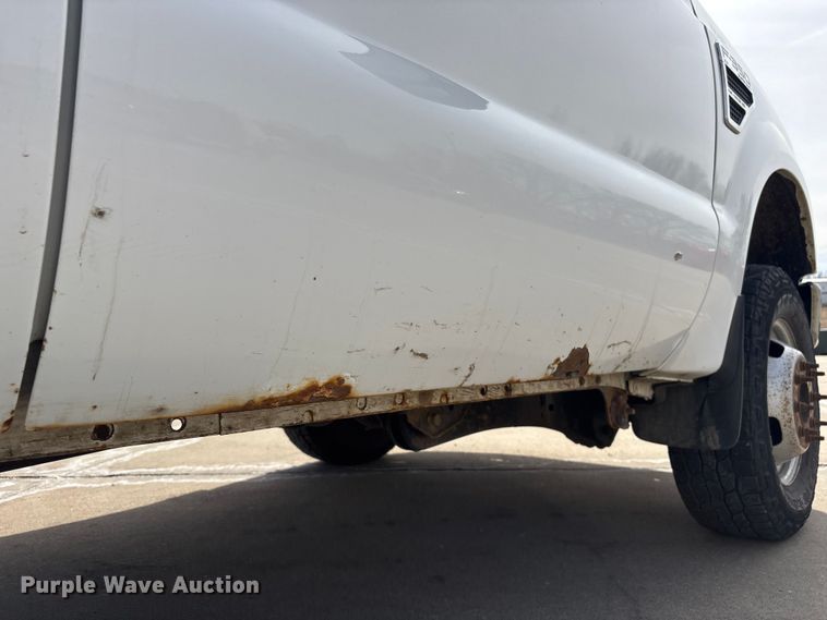 image for item FG2775 2010 Ford F350 Super Duty Ext. Cab utility bed pickup truck