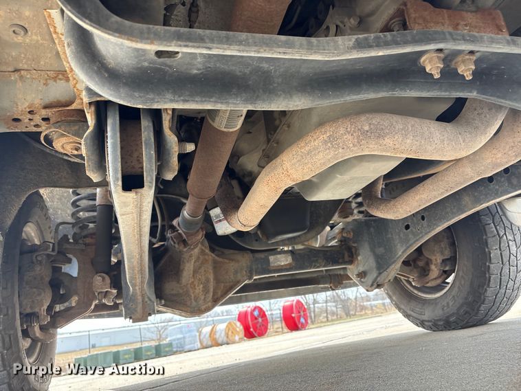 image for item FG2775 2010 Ford F350 Super Duty Ext. Cab utility bed pickup truck