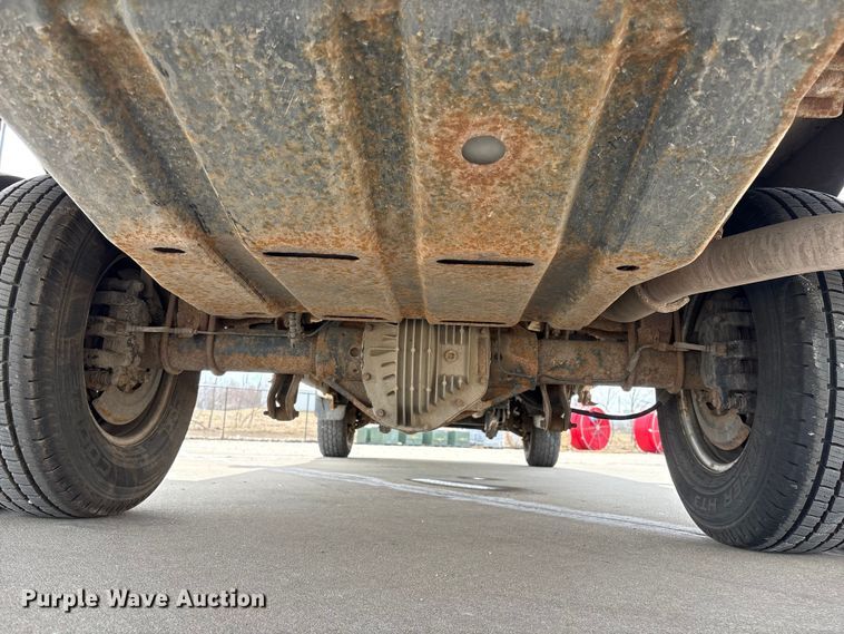 image for item FG2775 2010 Ford F350 Super Duty Ext. Cab utility bed pickup truck