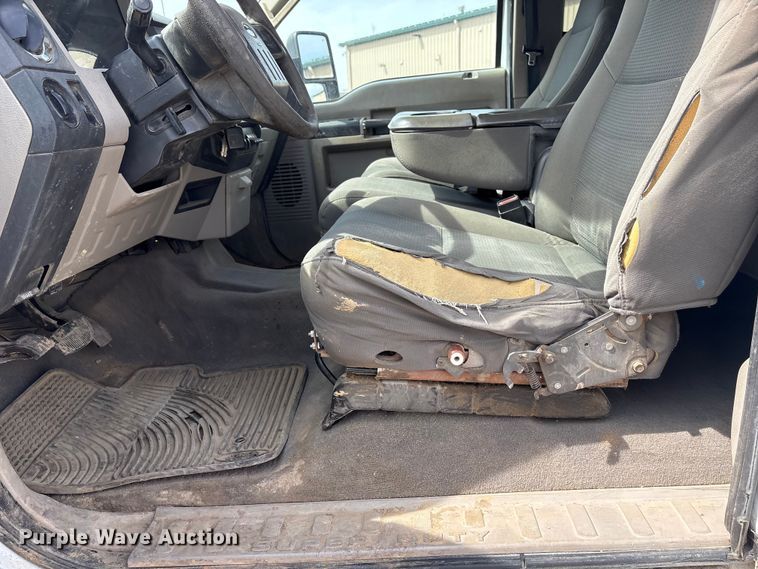 image for item FG2775 2010 Ford F350 Super Duty Ext. Cab utility bed pickup truck