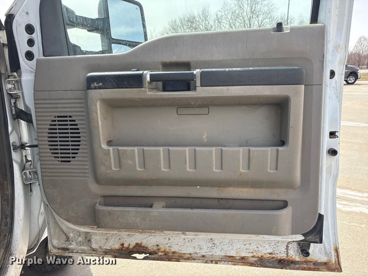 image for item FG2775 2010 Ford F350 Super Duty Ext. Cab utility bed pickup truck