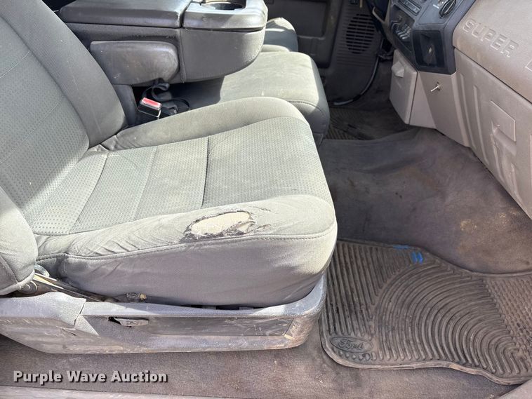 image for item FG2775 2010 Ford F350 Super Duty Ext. Cab utility bed pickup truck