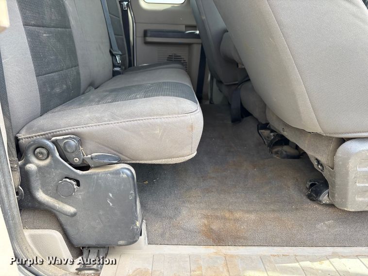 image for item FG2775 2010 Ford F350 Super Duty Ext. Cab utility bed pickup truck