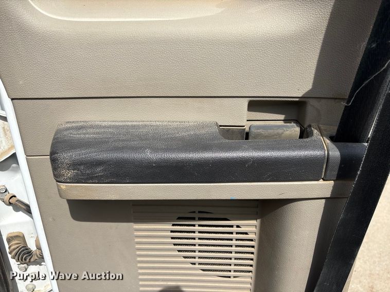 image for item FG2775 2010 Ford F350 Super Duty Ext. Cab utility bed pickup truck