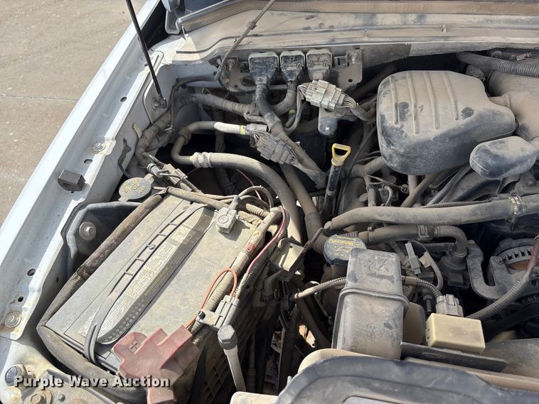 image for item FG2775 2010 Ford F350 Super Duty Ext. Cab utility bed pickup truck