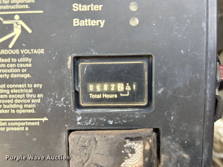 image for item FG2777 2001 Ford E350 van with bucket lift