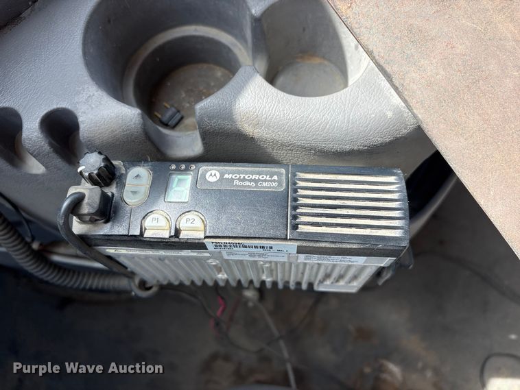 image for item FG2777 2001 Ford E350 van with bucket lift