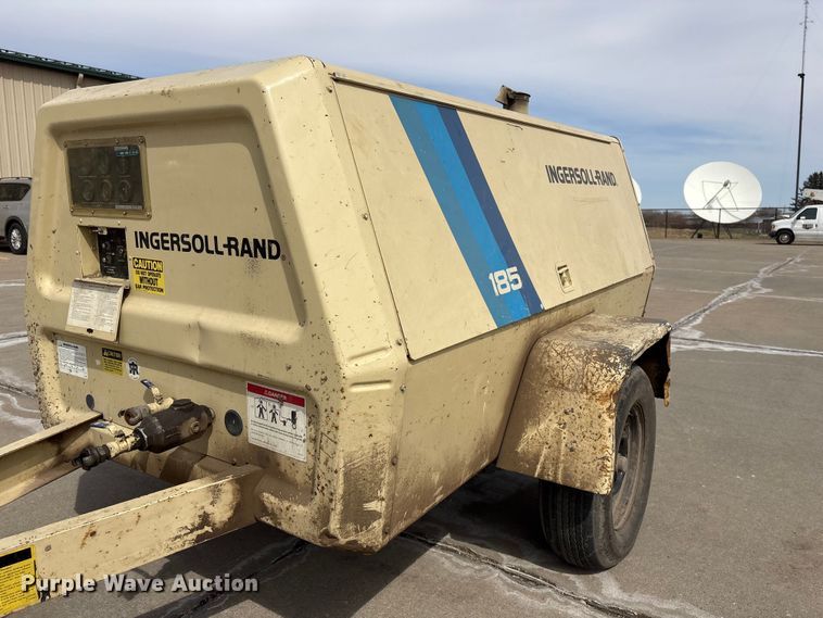 image for item FG2778 1989 Ingersoll Rand 185 Air compressor