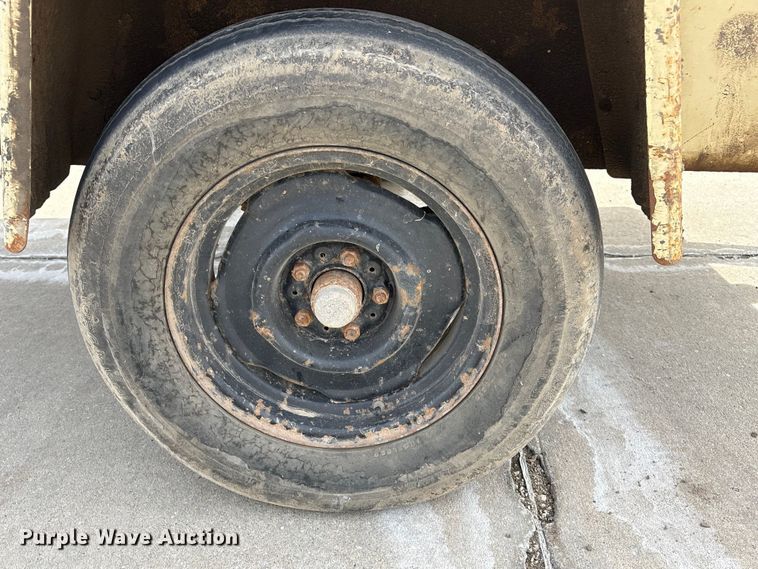 image for item FG2778 1989 Ingersoll Rand 185 Air compressor