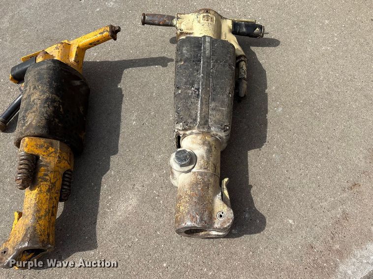 image for item FG2778 1989 Ingersoll Rand 185 Air compressor