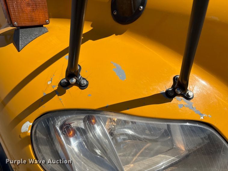 image for item FG2779 2011 Freightliner B2 school bus