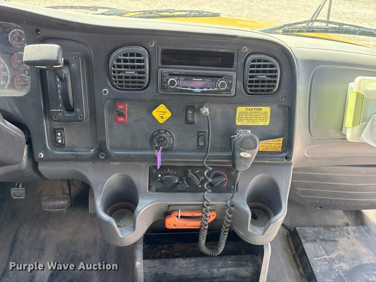 image for item FG2779 2011 Freightliner B2 school bus