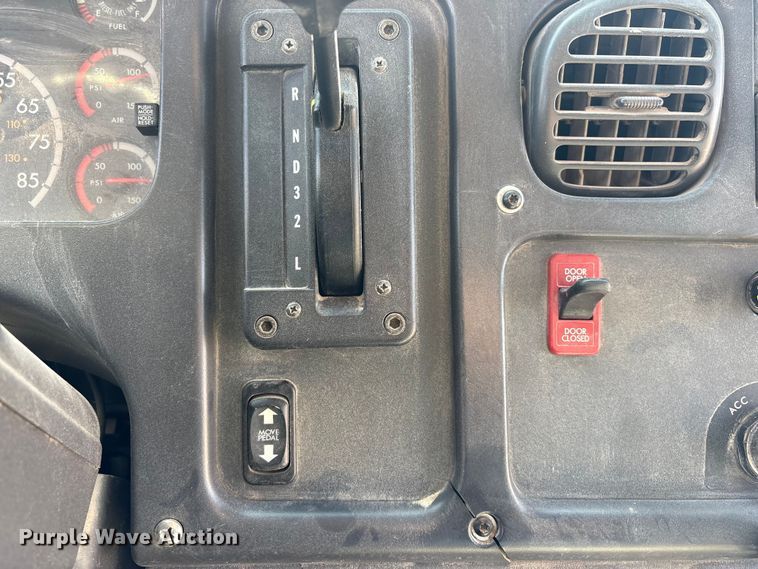 image for item FG2779 2011 Freightliner B2 school bus