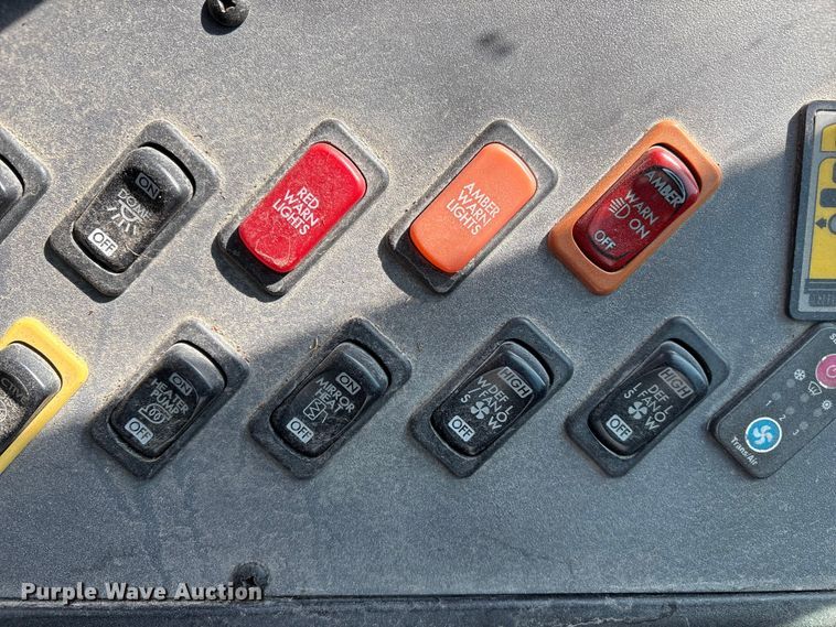 image for item FG2779 2011 Freightliner B2 school bus