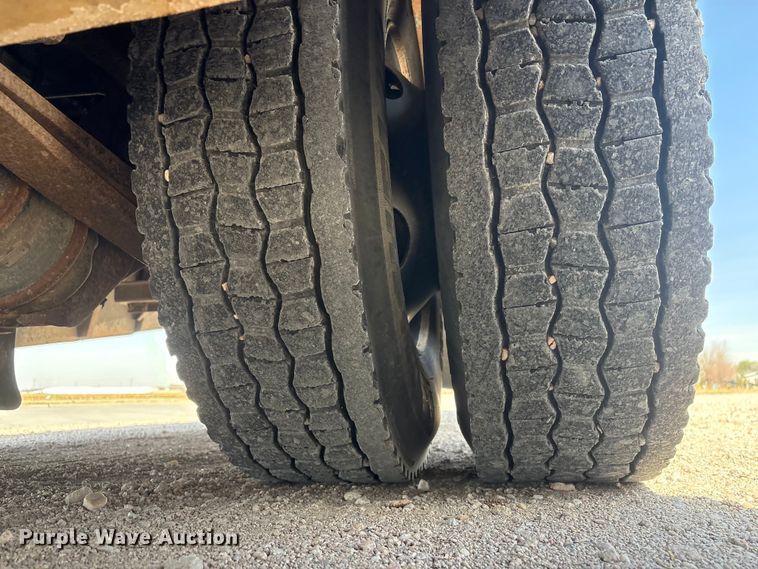 image for item FG2779 2011 Freightliner B2 school bus