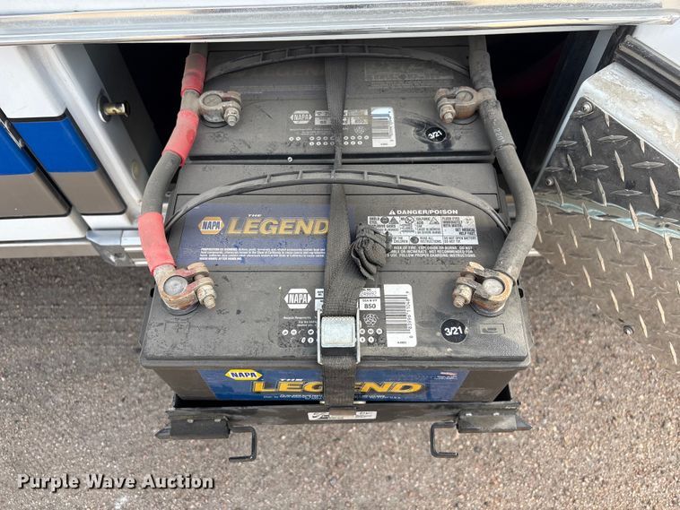 image for item FG2780 2010 Ford E450 ambulance