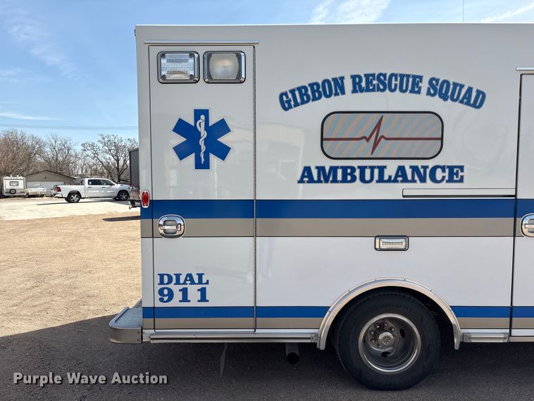 image for item FG2780 2010 Ford E450 ambulance