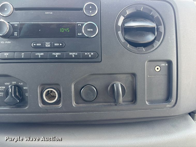 image for item FG2780 2010 Ford E450 ambulance